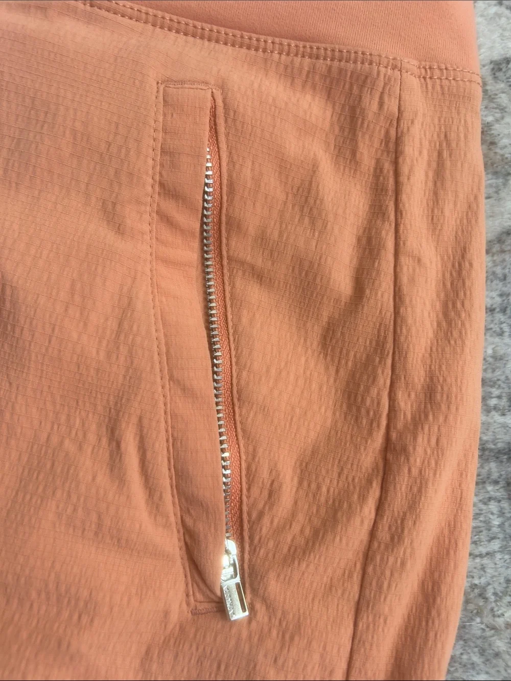 Athleta Trekkie North Short In Orange Size 16 - Picture 3 of 8